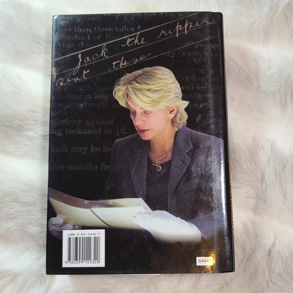 Portrait of a Killer Jack the Ripper by Patricia Cornwell Hardcover Book - Picture 6 of 6